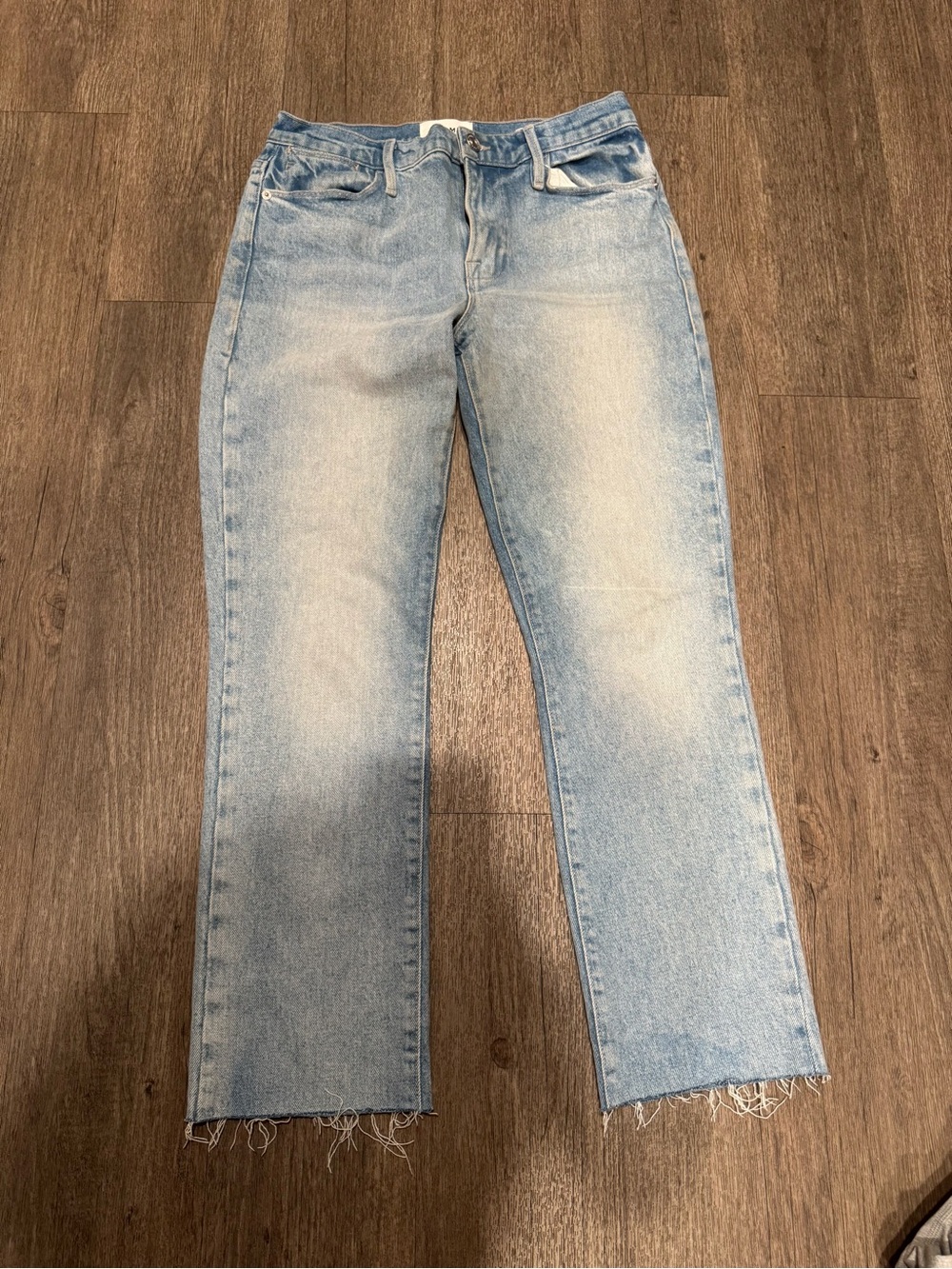 Frame Denim Le High Straight Jeans - Light Wash with Raw Hem Size 27